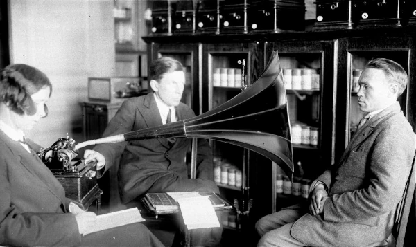 Е.В. Гиппиус З.В. Эвальд